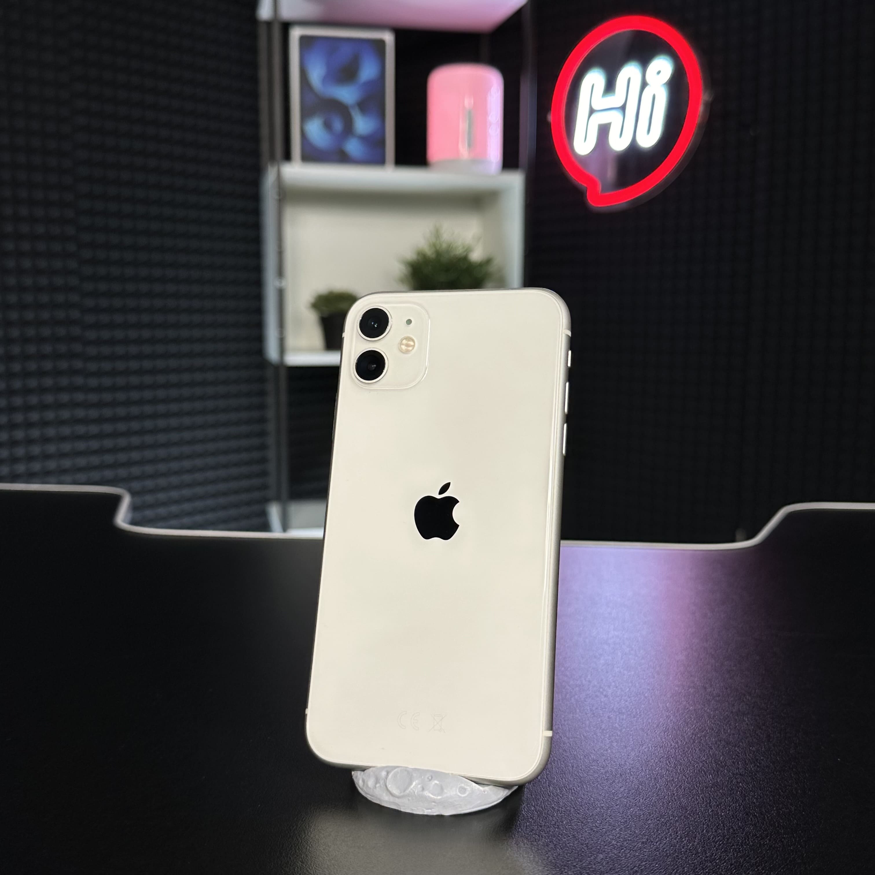 Trade in Apple iPhone 11 64Gb White IMEI: 6240