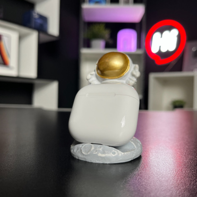 Уценка Кейс Apple AirPods 4 IMEI: P9QY