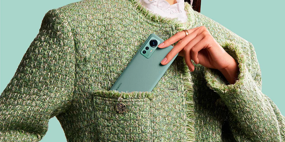 Смартфон Xiaomi 12 Смартфон Xiaomi 12