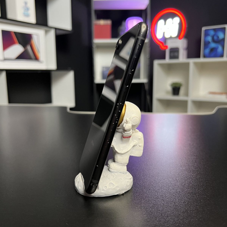 Trade in Apple iPhone Xr 64Gb Black IMEI: 8781 Trade in Apple iPhone Xr 64Gb Black IMEI: 8781