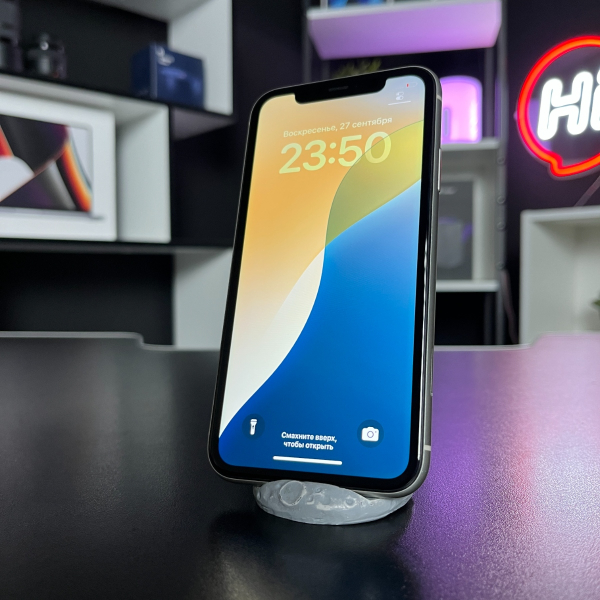 Trade in Apple iPhone 11 64Gb White IMEI: 4260