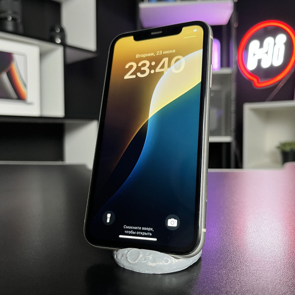 Trade in Apple iPhone 11 64Gb White IMEI: 8851
