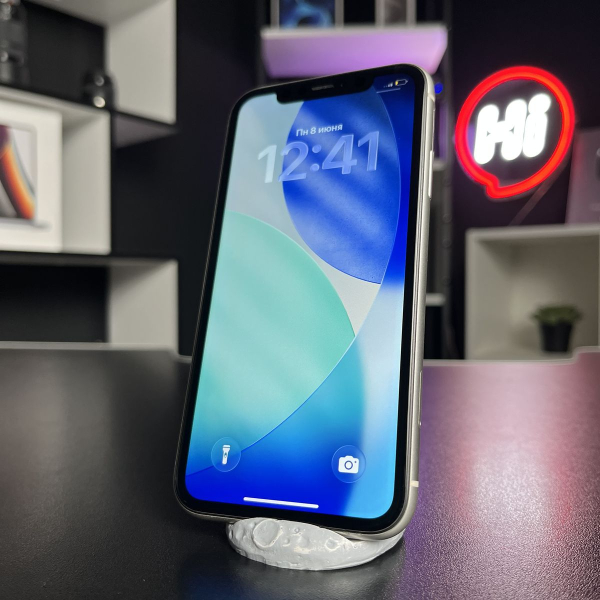 Trade in Apple iPhone 11 64Gb White IMEI: 4755