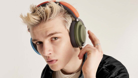 Беспроводные наушники Dyson OnTrac Ceramic Cinnabar, черный/красный Беспроводные наушники Dyson OnTrac Ceramic Cinnabar, черный/красный