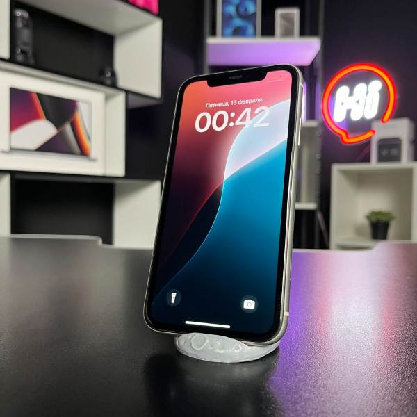 Trade in Apple iPhone 11 64Gb White IMEI: 9433