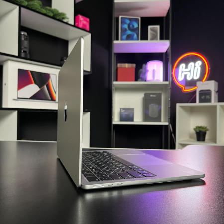 Уценка Apple MacBook Air 13 (2022) M2 8Gb 512Gb SSD Silver IMEI: PHK5